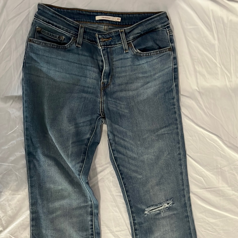 Levi jeans